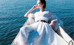 西西人体美女露b图片